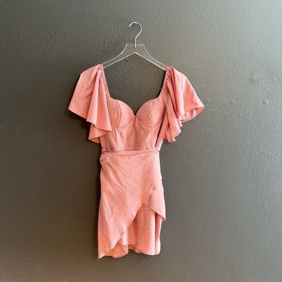Selfie Leslie Aphrodite Molded Bust Angel Sleeve Wrap Dress Blush Size S - Picture 2 of 7